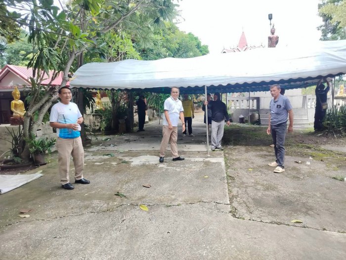 การเตรียมสถานที่ในการจัดงานประเพณีบุญทอดเทียนตำบลกุดดู่ ประจำปี ๒๕๖๙