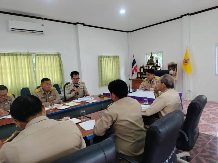 การประชุมสภาเทศบาลตำบลกุดดู่